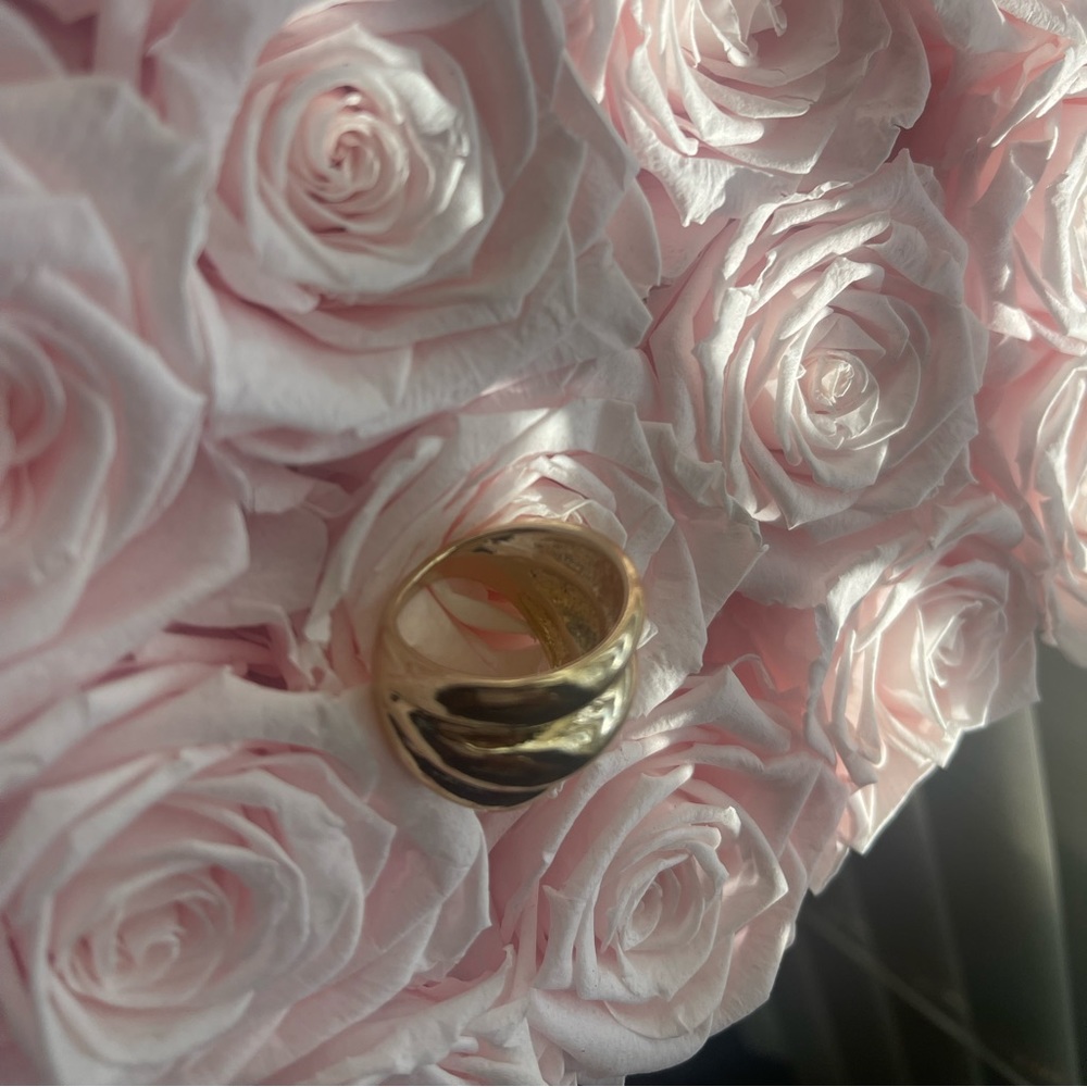 Stunning gold plated ring.